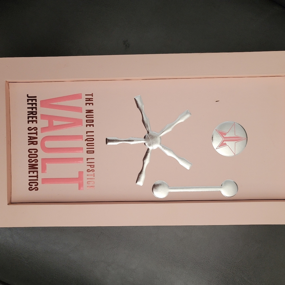 Jeffree Star Nude Liquid Lip Vault